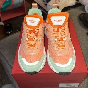 Valentino Garavani Shegoes Sneakers